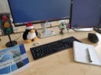 Desk small2
